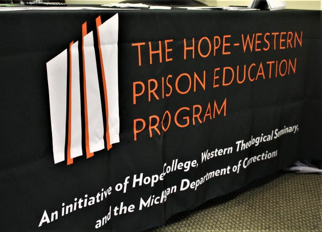 Hope School, Western Theological assist convey Michigan to ‘forefront’ of jail schooling